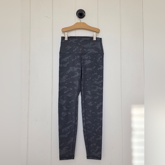 NWOT Zyia Women’s Battleship Gray Camo Luxe Leggings Suze 0 - Picture 4 of 7